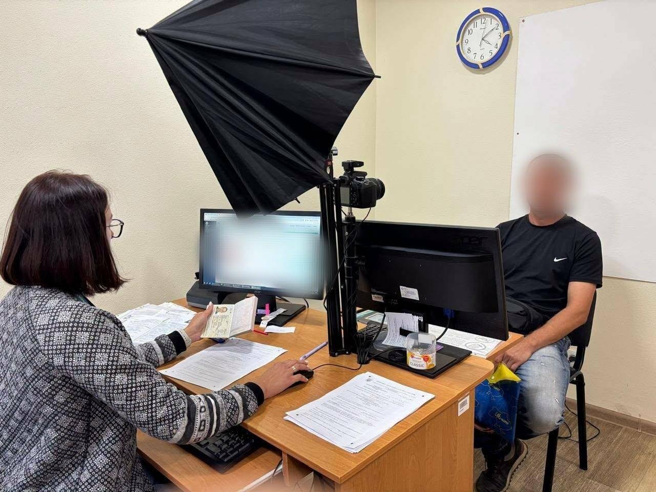На Чернігівщині громадянина Молдови примусово повернуть до країни походження через прострочені документи
