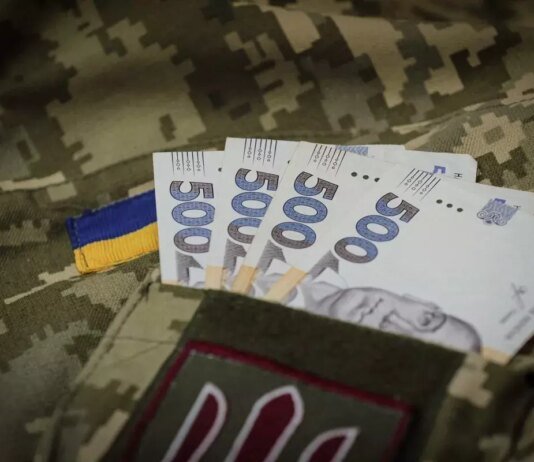 Від 170 тисяч на лінії зіткнення до бонусів за полонених: юристка роз’яснила нові виплати для НГУ, ДПСУ та поліції
