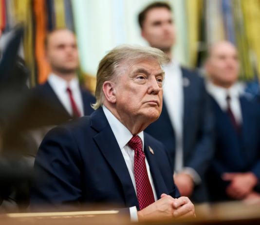 «Задушить» со временем: Трамп прекращает переговоры с Ираном и пробует новый подход в войне, — CNN