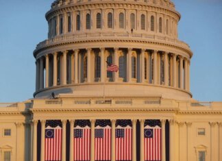 Сенатори вимагають в адміністрації Трампа пояснити 17-місячну паузу в санкціях проти рф
