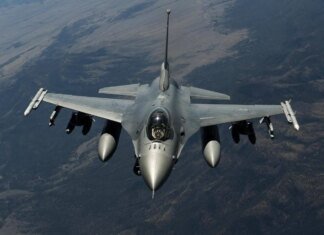 Румунія піднімала два F-16 через "сигнали" біля кордону