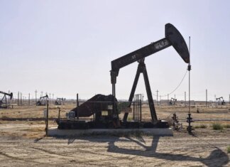 США прогнозують перебої з постачанням нафти через війну в Ірані до 2027 року