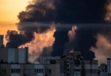 Після масованої атаки рф у Києві різко погіршилася якість повітря