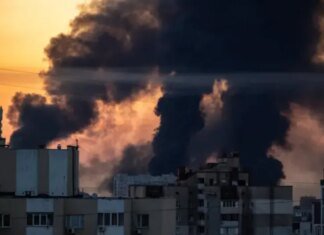 Після масованої атаки рф у Києві різко погіршилася якість повітря
