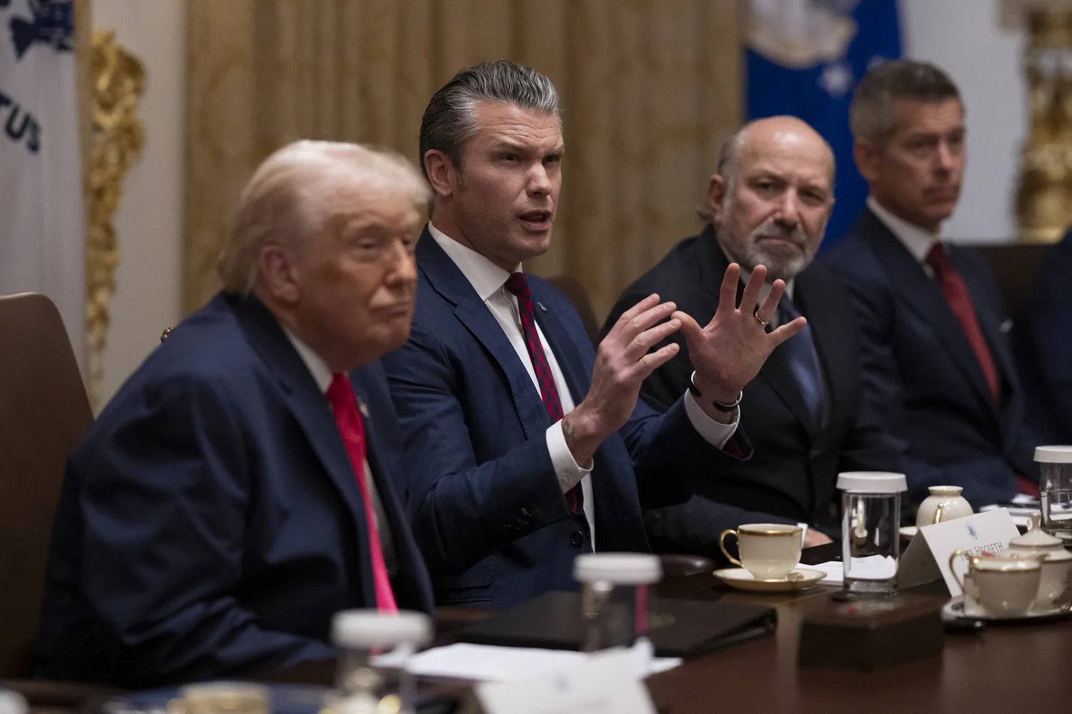 Трамп обурився витоком інформації про запаси боєприпасів США – CNN