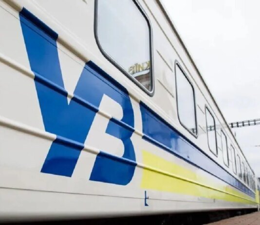 Росія за 5 днів 41 раз атакувала залізницю, пошкоджено 11 локомотивів