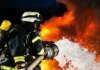 Ворожа атака на Київ: пожежі в Голосіївському та Оболонському районах, горять резервуари з паливом