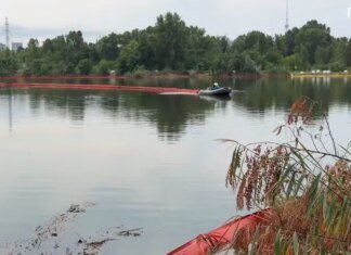 У Києві озеро Кирилівське знову забруднено після ворожего удару
