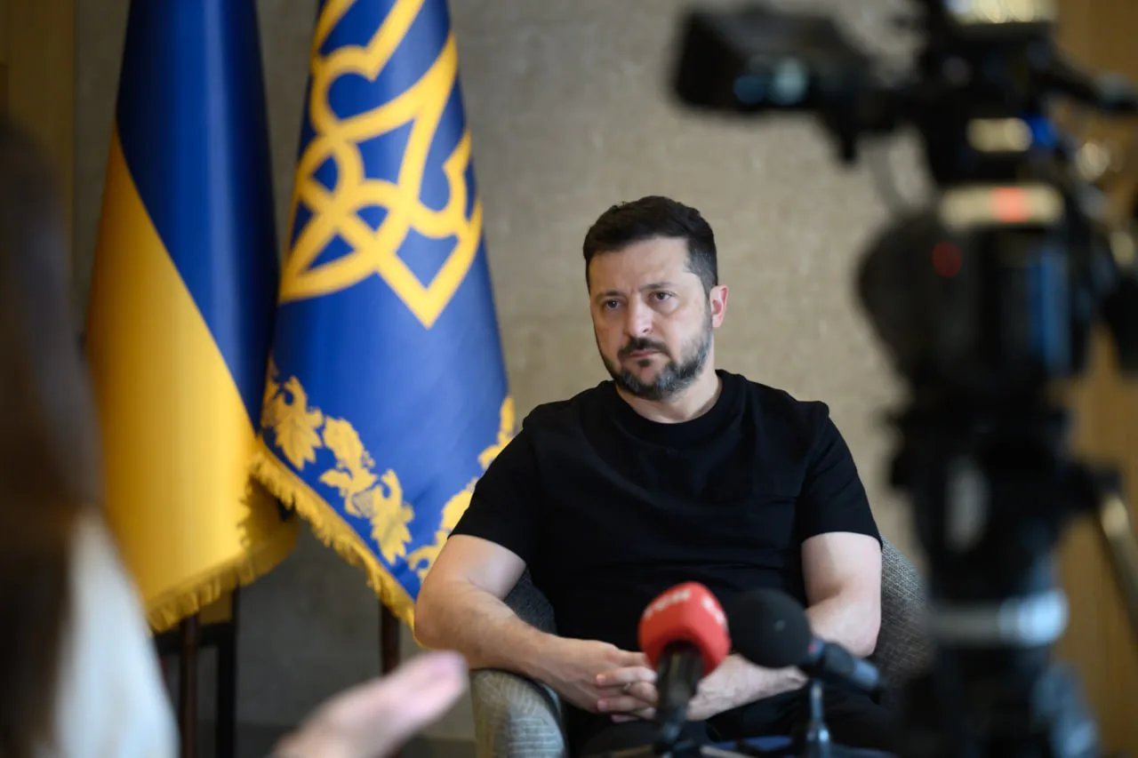 росіяни стягнули під москву три кола ППО — Зеленський