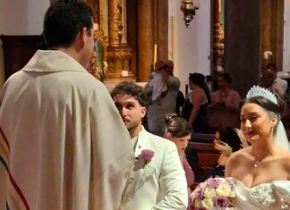 "Фейкове" весілля: у Португалії тисячі фанатів чекали на одруження Роналду, але наречені так і не з'явилися