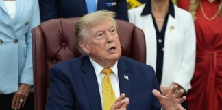 Трамп заявив, що путін "відпустив" морського піхотинця США і "нічого не хотів натомість"