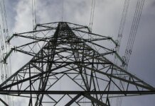 Шість областей України частково без світла через атаки рф