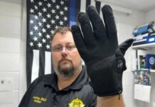 У США планують затримувати порушників електрошоковими рукавичками