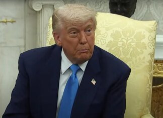 Рейтинг схвалення Трампа впав до найнижчого рівня за час його президентства