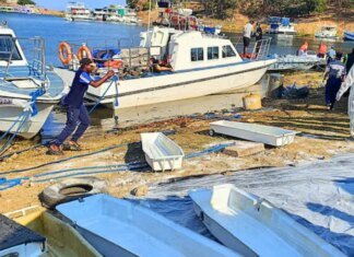 Кількість загиблих унаслідок катастрофи порома в Зімбабве зросла до 94