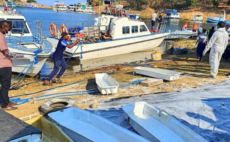 Кількість загиблих унаслідок катастрофи порома в Зімбабве зросла до 94