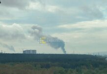 Зеленський підтвердив ураження НПЗ у пермі і аеродрому "маринівка", пошкодження Су-34