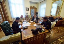 Зеленський і Макрон обговорили ППО, постачання ракет та фінансування оборони України