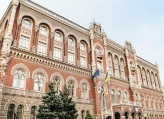 Нацбанк пом’якшив валютні обмеження: як це вплине на українців