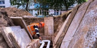 На вулиці Загривного у Чернігові замінили 160 метрів старих труб
