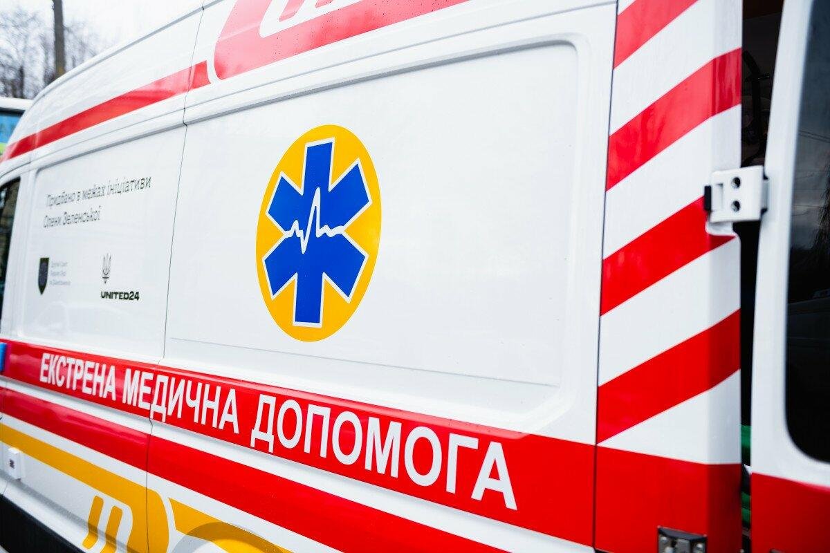 171 ДТП, 60 виїздів на обстріли та 83 пологи: підсумки роботи екстреної допомоги Чернігівщини