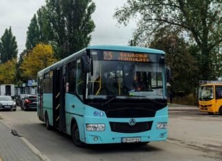 У Чернігові автобус №25 повертається до звичного маршруту: коли саме