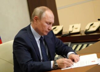 Визит главы ЦРУ в Москву: Путин подписал три засекреченные указа, — The Moscow Times
