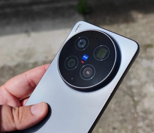 Мощная камера и плавный дисплей: смартфон Vivo X500 представлен перед запуском