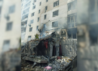 Росіяни атакували багатоповерхівку в центрі Чернігова: що відомо