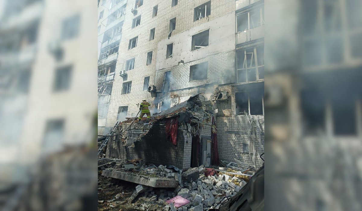 Росіяни атакували багатоповерхівку в центрі Чернігова: що відомо
