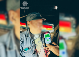 У Чернігові 54-річний водій без прав їздив пʼяний у комендантську годину