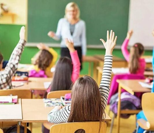 Очно чи дистанційно — як працюватимуть заклади освіти Чернігова у новому навчальному році