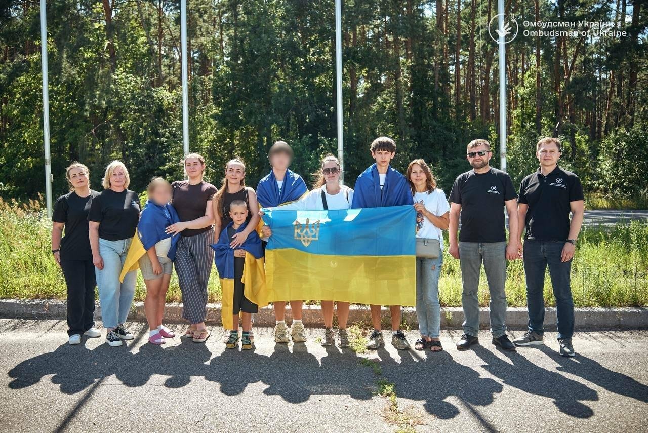 За сприяння Меланії Трамп: Україна повернула з окупації чотирьох дітей