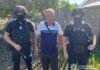 На Чернігівщині затримали чоловіка за продаж ручного протитанкового гранатомета РПГ-26 та двох автоматів