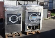 Чернігівська обласна лікарня отримала дві промислові пральні машини