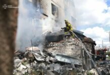 Кількість постраждалих внаслідок удару по багатоповерхівці у Чернігові зросла до 15