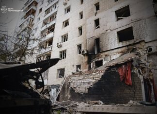 Пожежу загасили, кількість постраждалих зросла до 20: наслідки удару по Чернігову