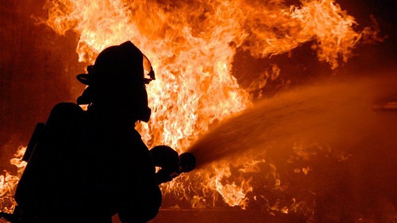 На транспорті, в екосистемах та житловому секторі: на Чернігівщині сталося 15 пожеж