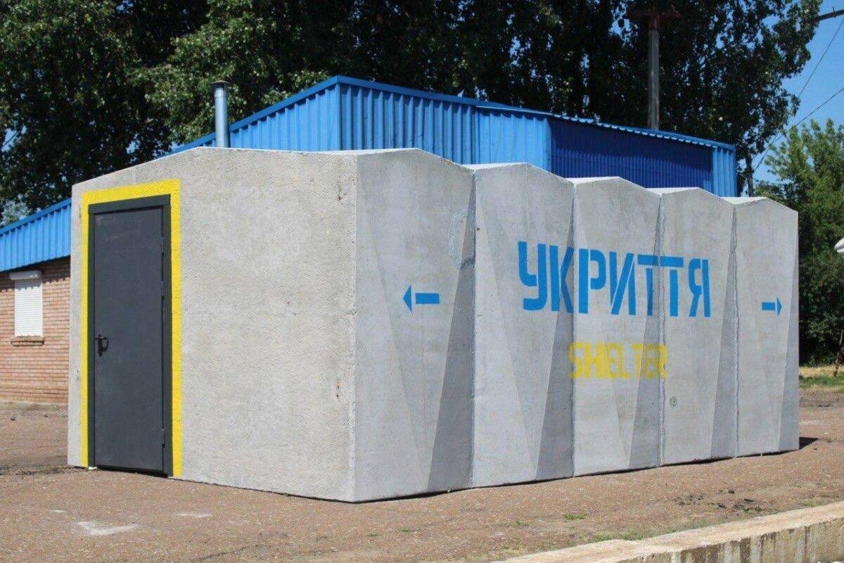 На Чернігівщині встановлять 50 мобільних укриттів на маршрутах дітей до шкіл