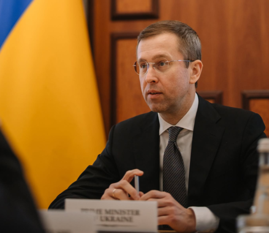 Экономия ради армии: Корецкий выступил с заявлением о пенсиях и зарплатах