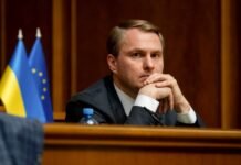 «Это политическое решение»: генеральный прокурор Руслан Кравченко подал в отставку