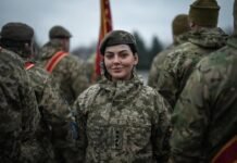 «Такие сообщения получаю и я»: Михайлова опровергла угрозы в адрес военнослужащей «Рарога»