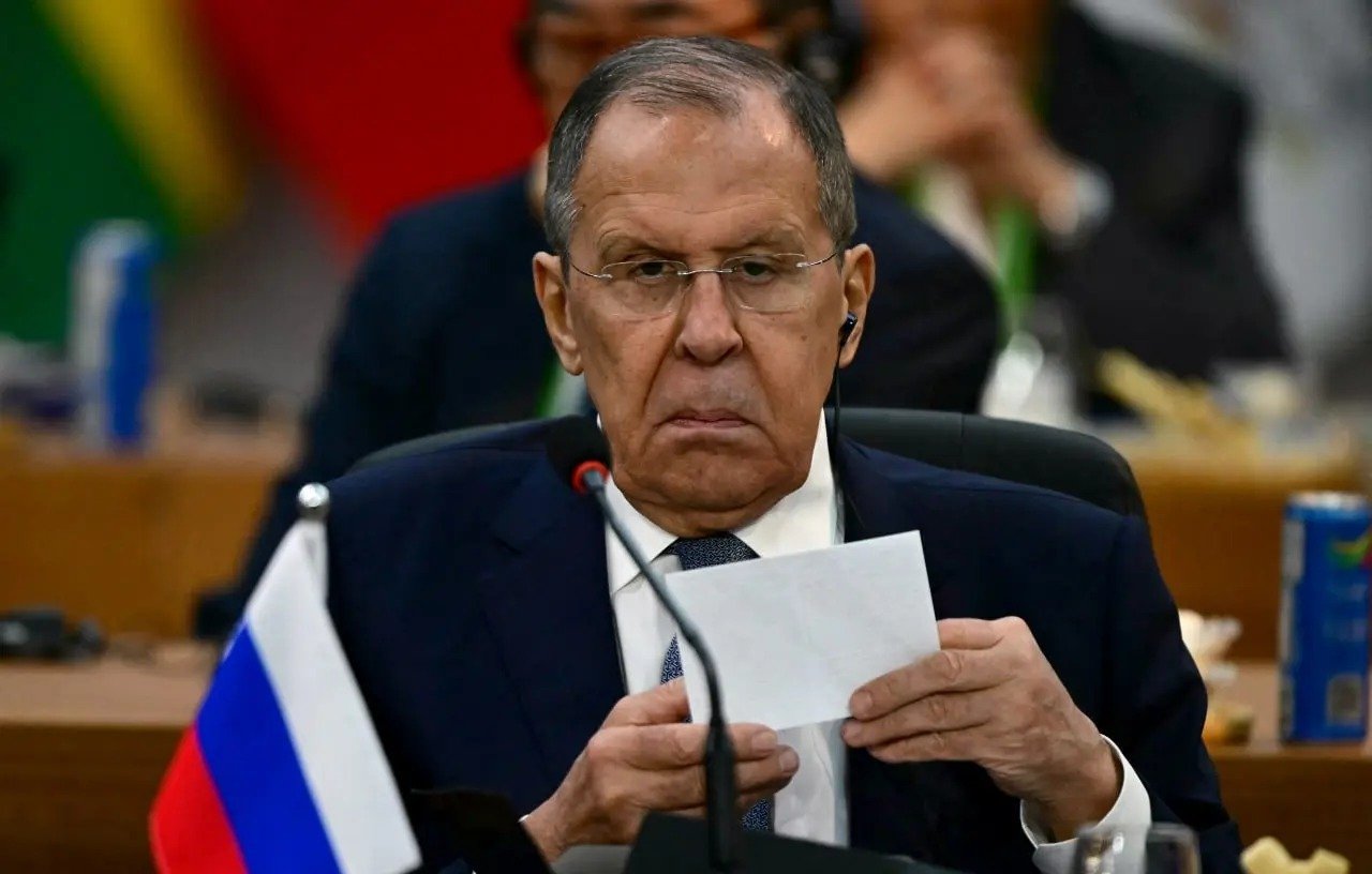 «Будем достигать целей на поле боя»: Лавров выступил с угрозами Украине и Западу